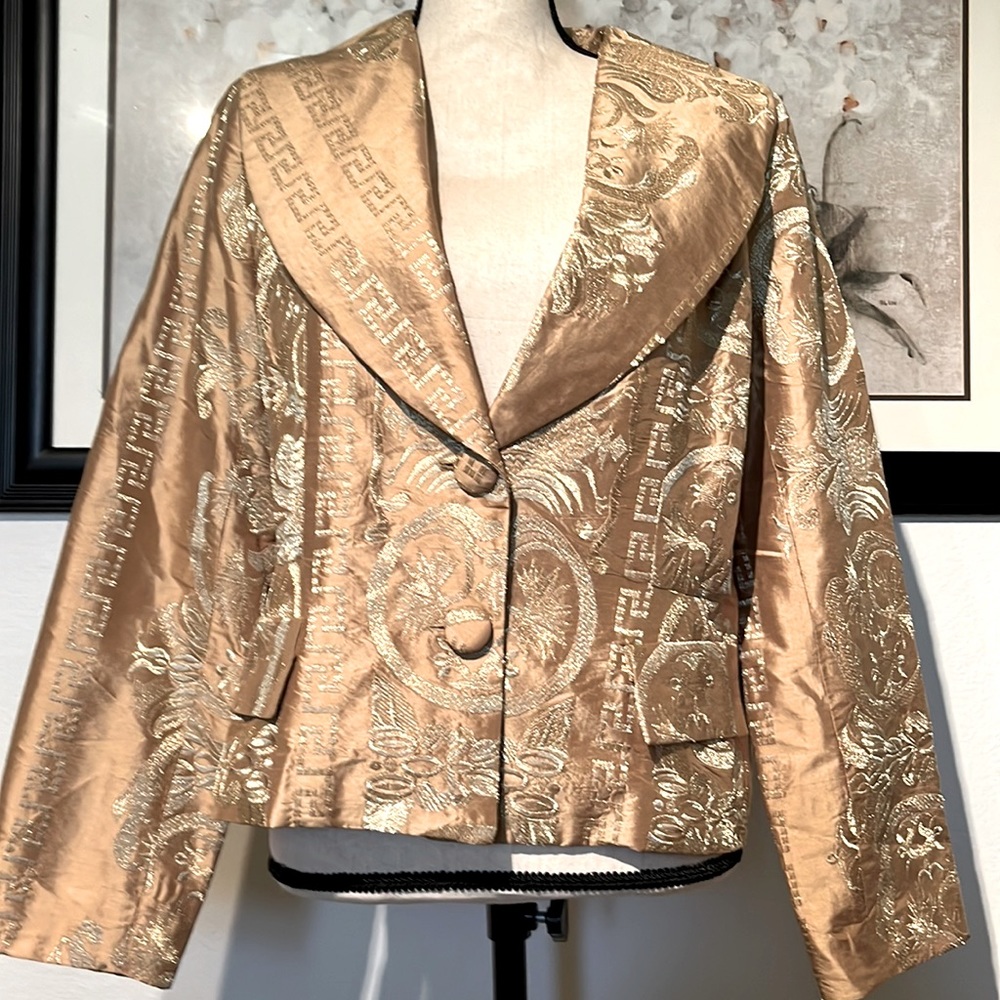 Good silk suit blazer by Pamela Dennis 100% silk
